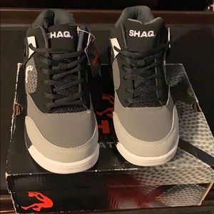 BNWT IN BOX SHAQ PLATINUM CAGER SIZE 4Y 🖤🥊✔️